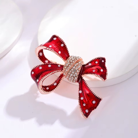 Accessories - Christmas Pin Brooch Bow Red Fashion jewelry 1.6 Inch